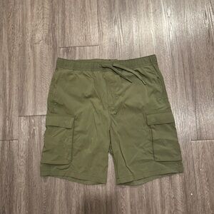 H&M Green Cargo Shorts